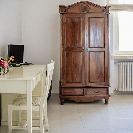 S'Ard Guest House Sassari Bagian luar foto