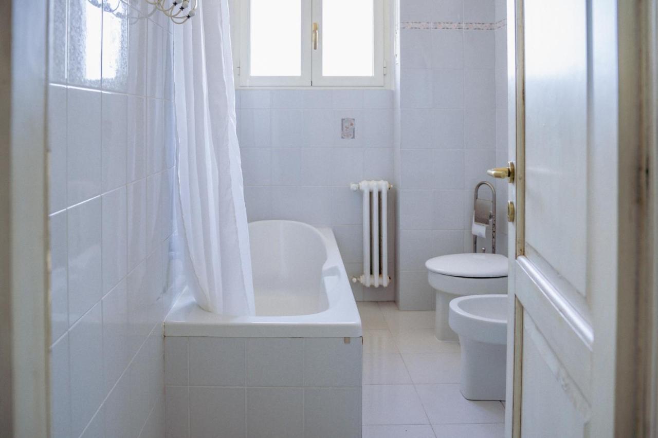 S'Ard Guest House Sassari Bagian luar foto